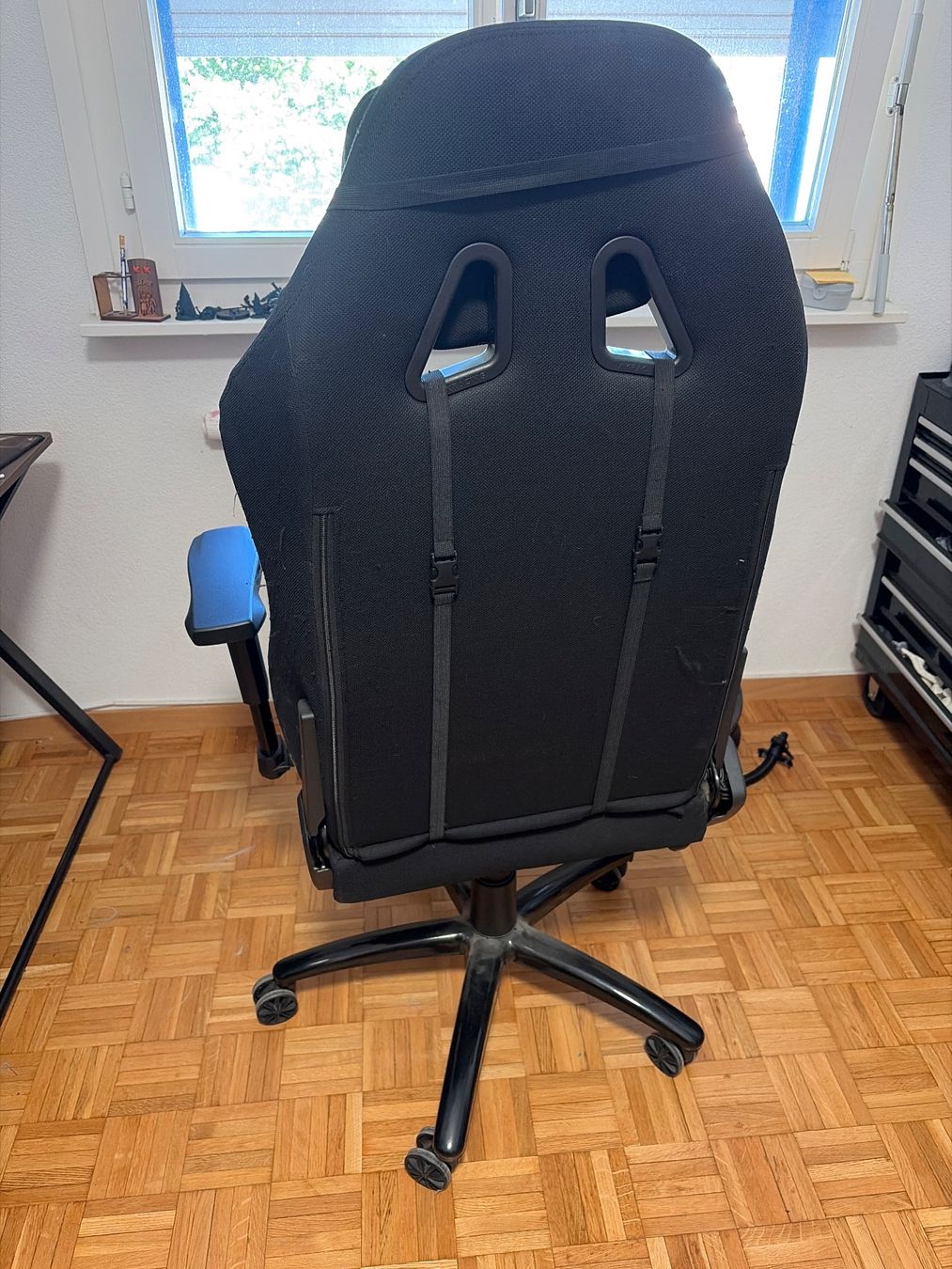 Fauteuils: Fauteuil gaming AKRacing noir – D'occasion à Epalinges par zon_7kg9 2