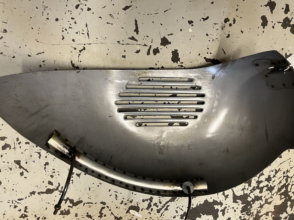 Vespa Tutti pezzi di ricambio per scooter: Vespa Faro Basso GS  – Usato da Thun venduto da Cpia 1