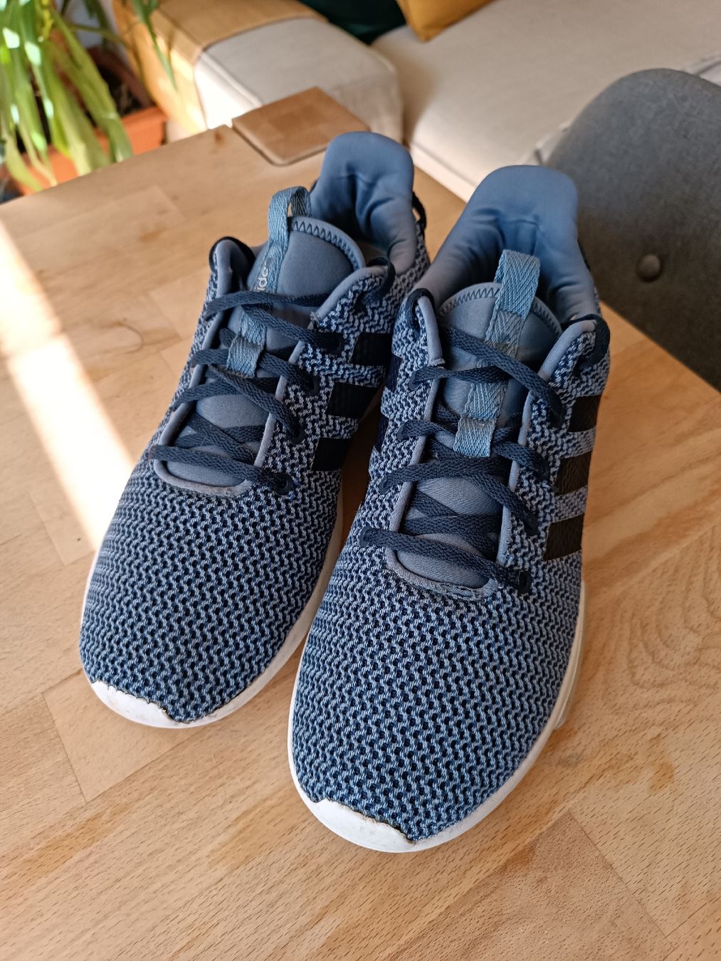 Adidas Scarpe da uomo: Adidas Sneaker Gr 43.5 – Usato da Binz venduto da julijuli 1