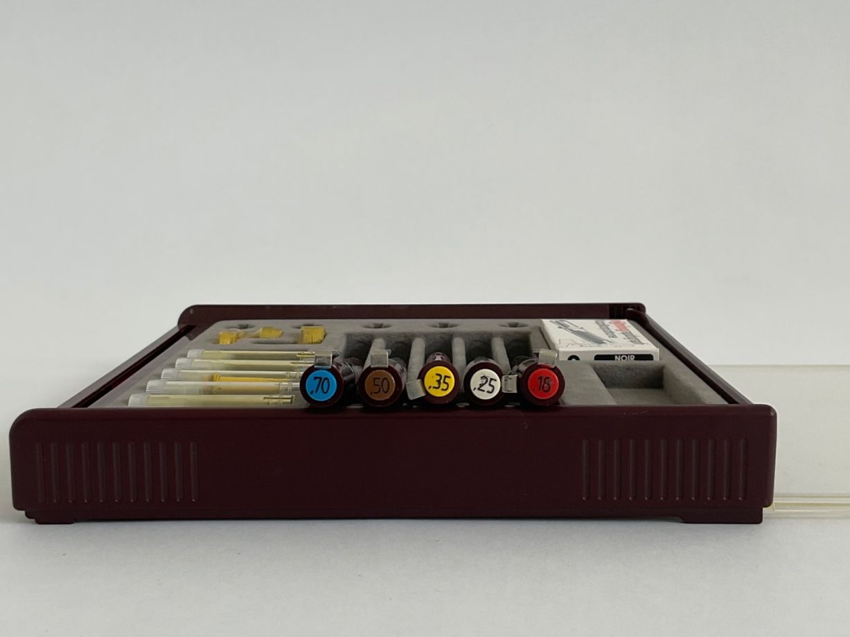 Penna & Evidenziatori: Rotring Rapidograph Set 5 Tuschefüller im Etui – Usato da Zürich venduto da sal_wlh8 2