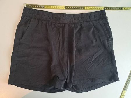 Shorts schwarz M