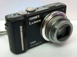 Panasonic Lumix DMC-TZ10 schwarz Digital Kamera GPS