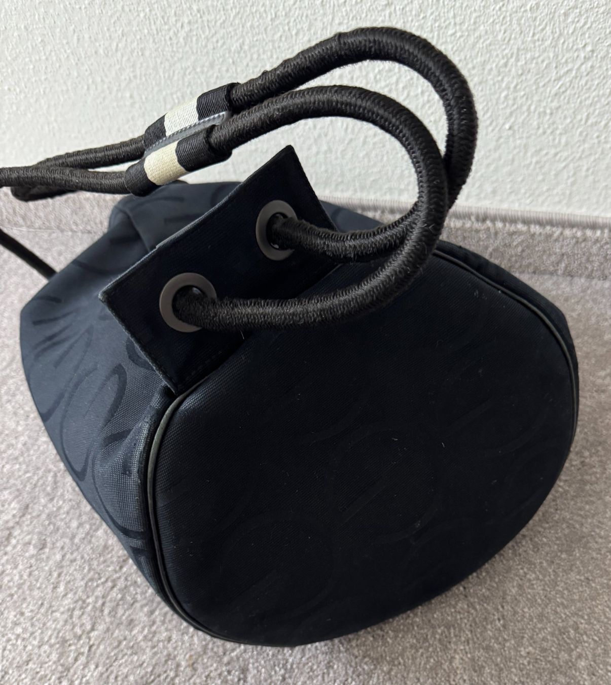 Gucci Borse: Gucci GG Monogram Slingbag, selten, Vintage – Usato da Zuerich venduto da muzuto 3