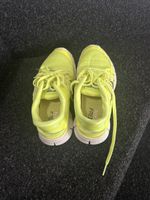 Nike Free Runners - Neon Yellow -
