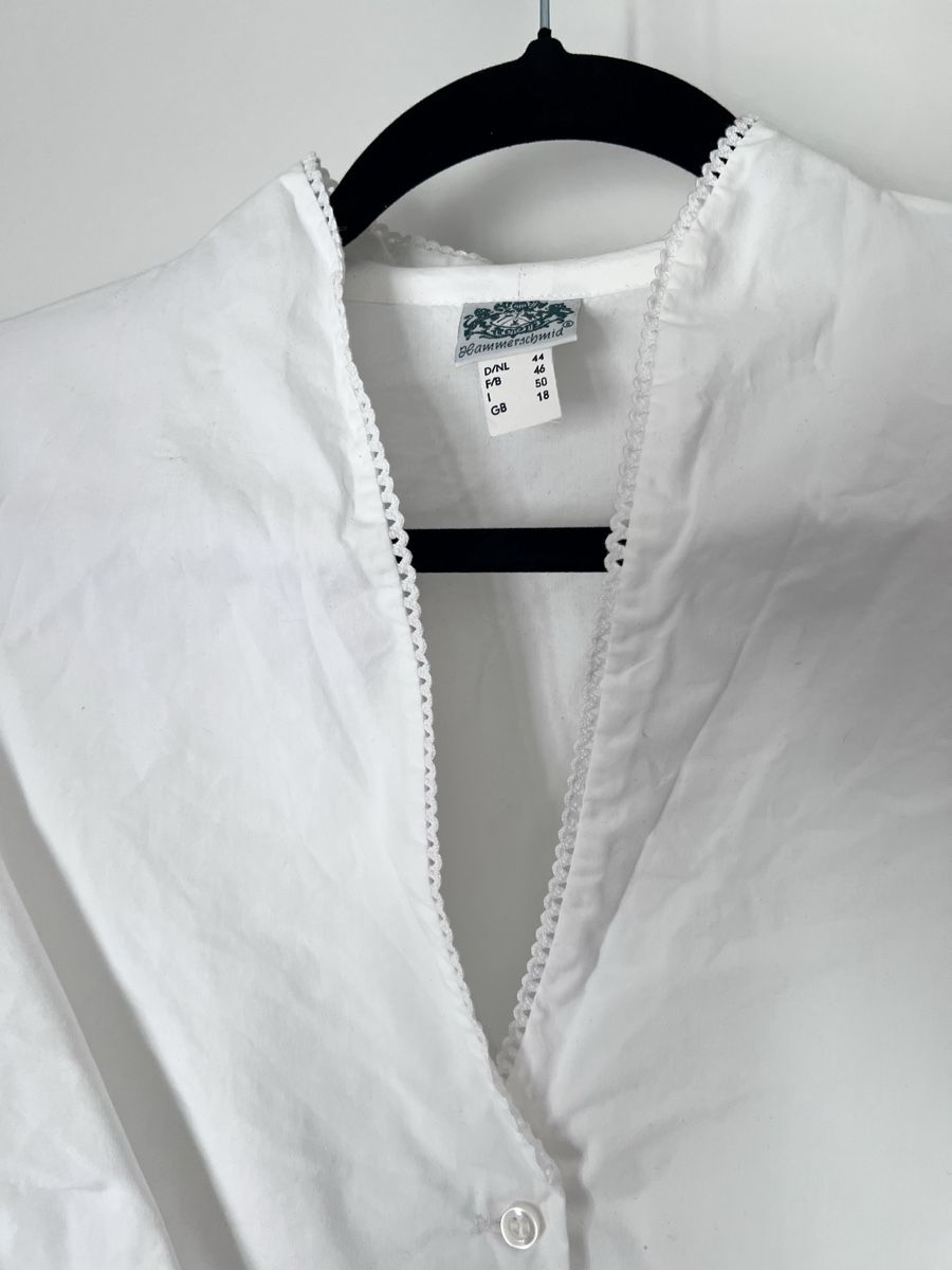 Camicette: Hammersschmid Trachtenbluse Weiss Gr. 44  – Usato da Unterterzen venduto da syllalex 1