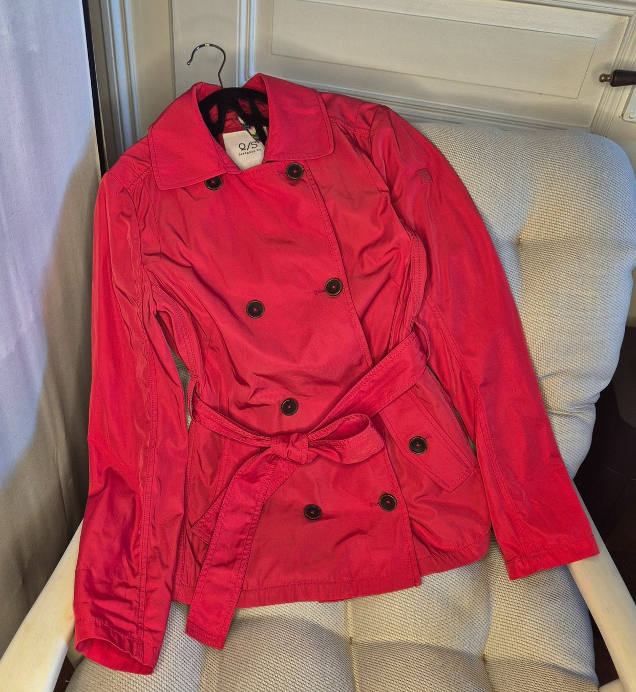 Cappotti: Roter Trenchcoat – Usato da Leissigen venduto da ali_k9v8 1