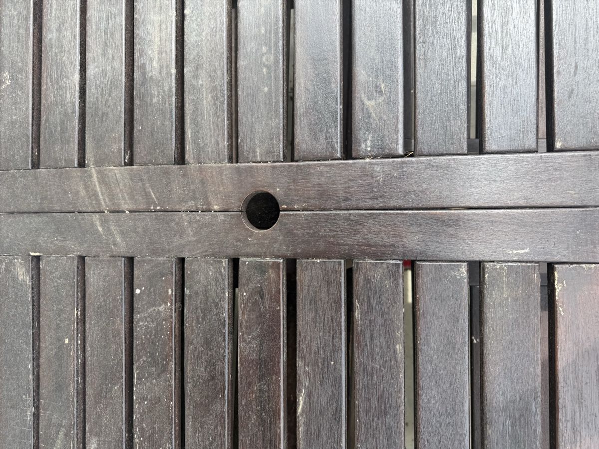 Set di tavolo e panche: Garten tisch  – Usato da Wynau venduto da Ziegler_Secondhand 1