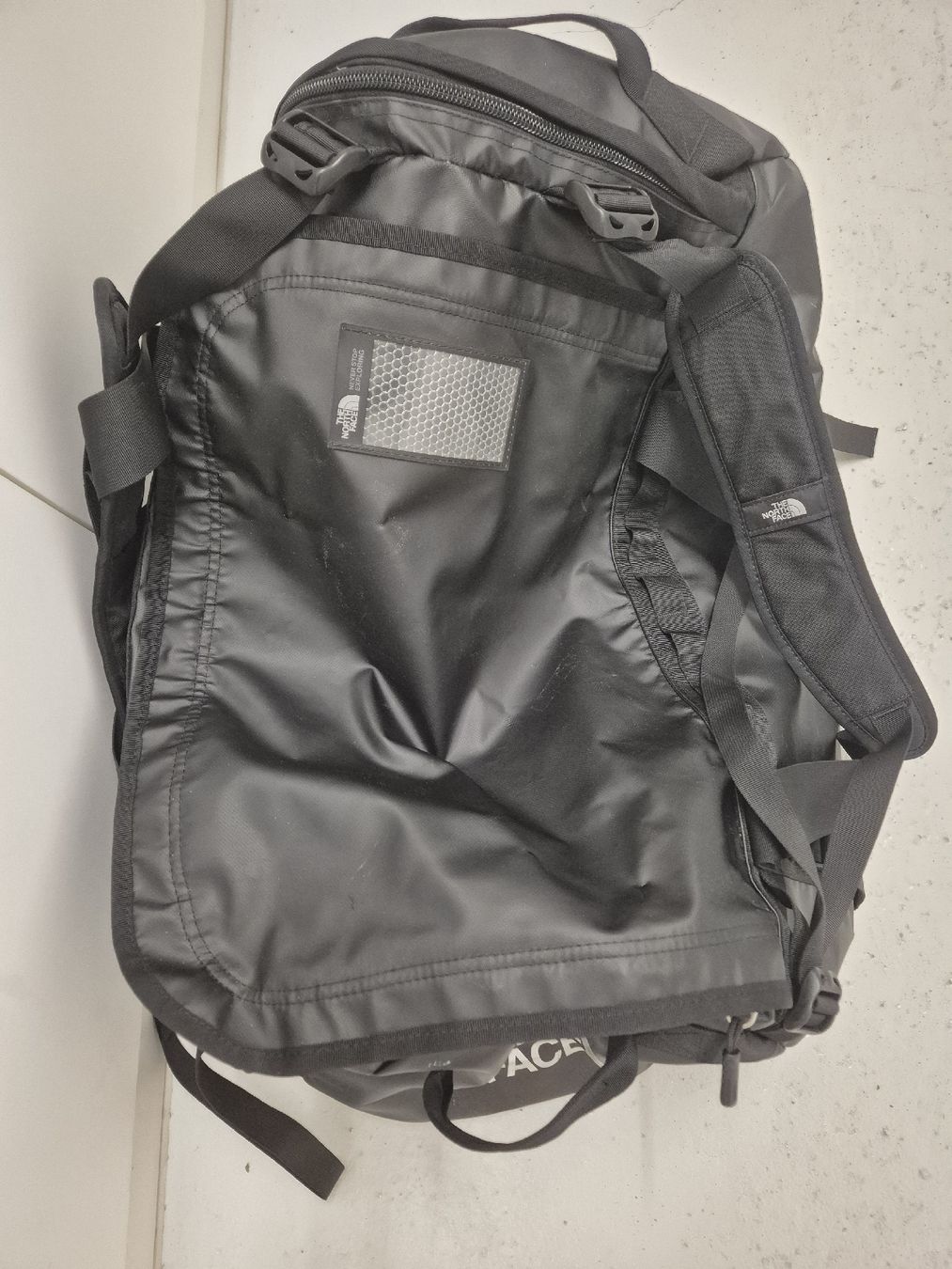 North Face Sacs à dos: North Face Duffel L – D'occasion à Wohlen AG par Postlady