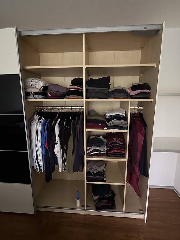 Schränke: Kleiderschrank massiv – Gebraucht aus Villmergen von Sabsi92 3