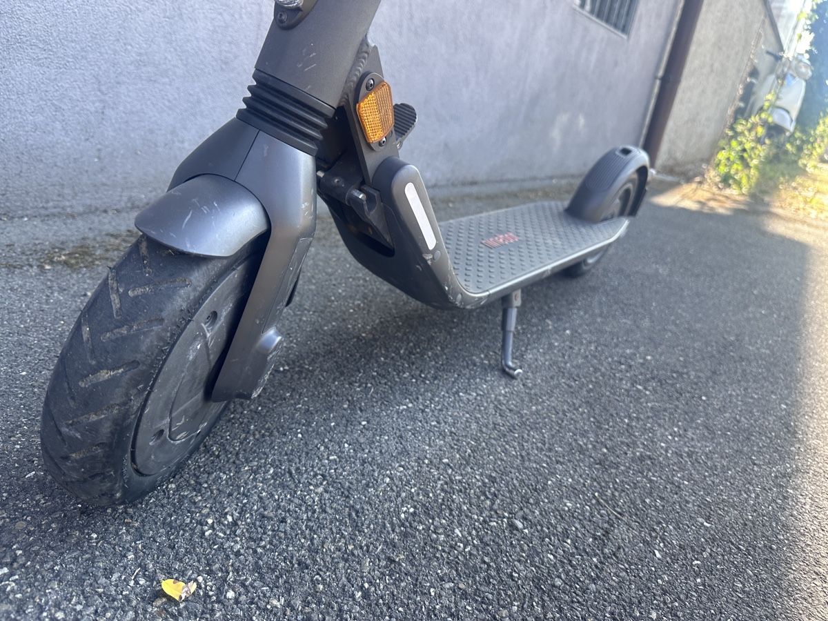 Segway Kickboard: Ninebot E45D Scooter – Usato da Aarau venduto da bikestones 4