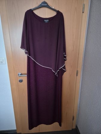 Langes Fest-Kleid dunkelrot Grösse 48 gekauft bei Dolce Vita