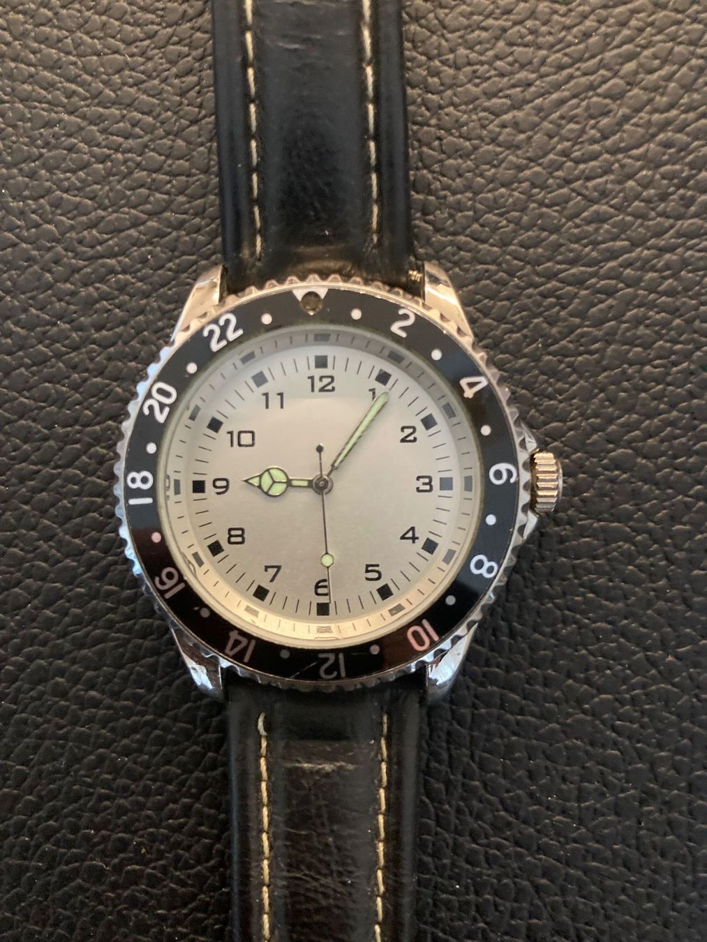 Orologi: Quarz Uhr – Usato da Wilderswil venduto da Feldbach 1