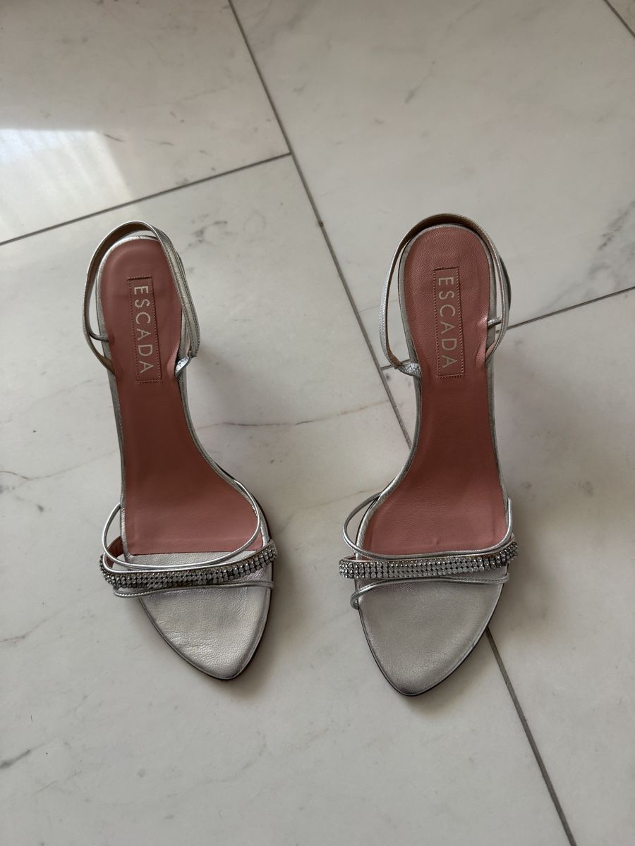 Escada Scarpe da donna: Escada Sandalette – Usato da Reichenburg venduto da gabriela55