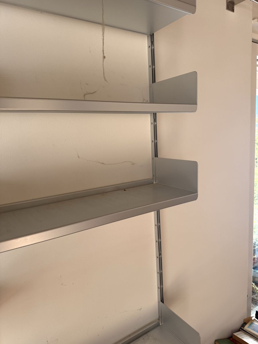 Scaffali: Wandregal Designklassiker – Usato da Wildegg venduto da KramerBeni 5