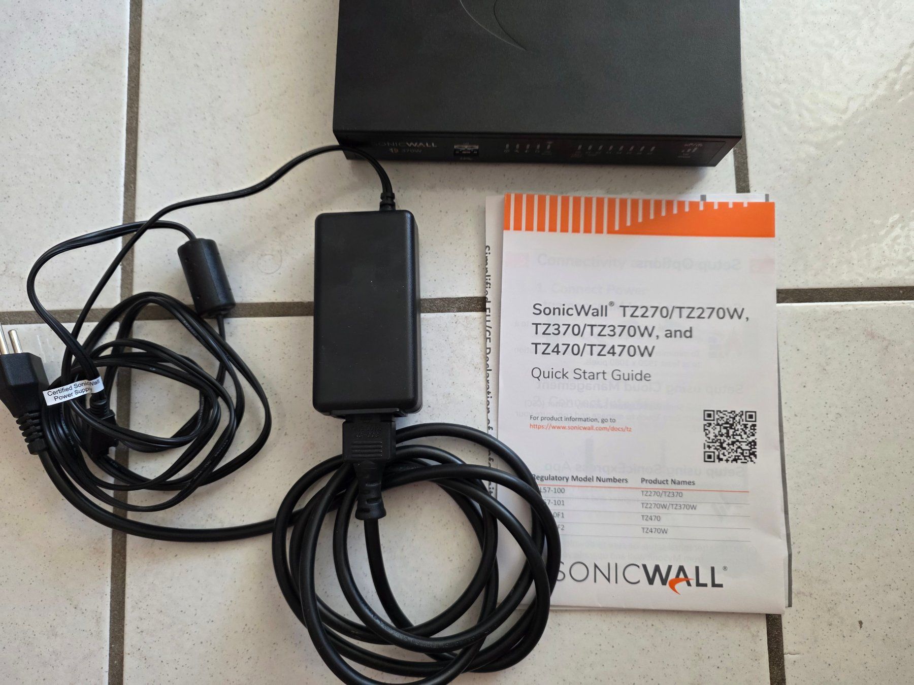 Sonicwall Firewall: SonicWall TZ370W WLAN Firewall Router – Usato da Aarburg venduto da Pomaroli 3