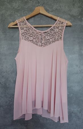 Damen Top rosa mit Spitzenbesatz Grösse S