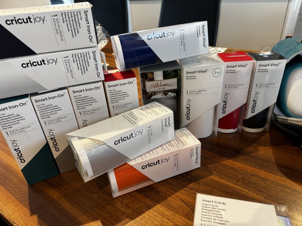 Toutes les machines: Cricut Joy Schneideplotter mit viel Zubehör  – D'occasion à Oekingen par yvo_g97y 2