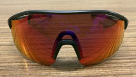 Lunettes de sport noir verres miroir 