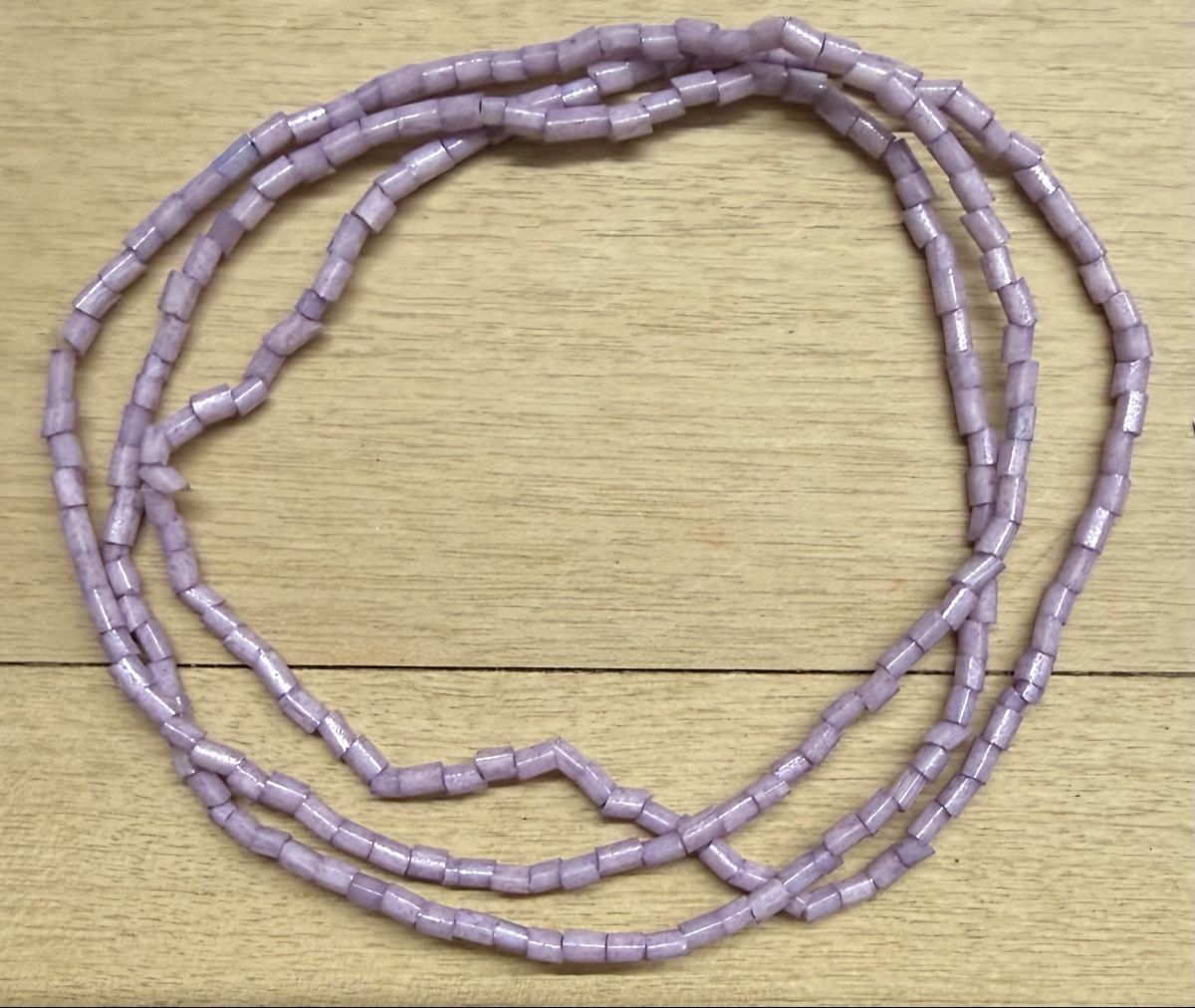 Bracciali & Braccialetti: 3er Arm Kette lila, neuwertig – Nuovo (secondo la descrizione) da Lyss venduto da Sibella56