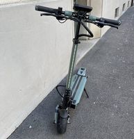 E-Scooter Vsett Modell 8 gebraucht in gutem Zustand