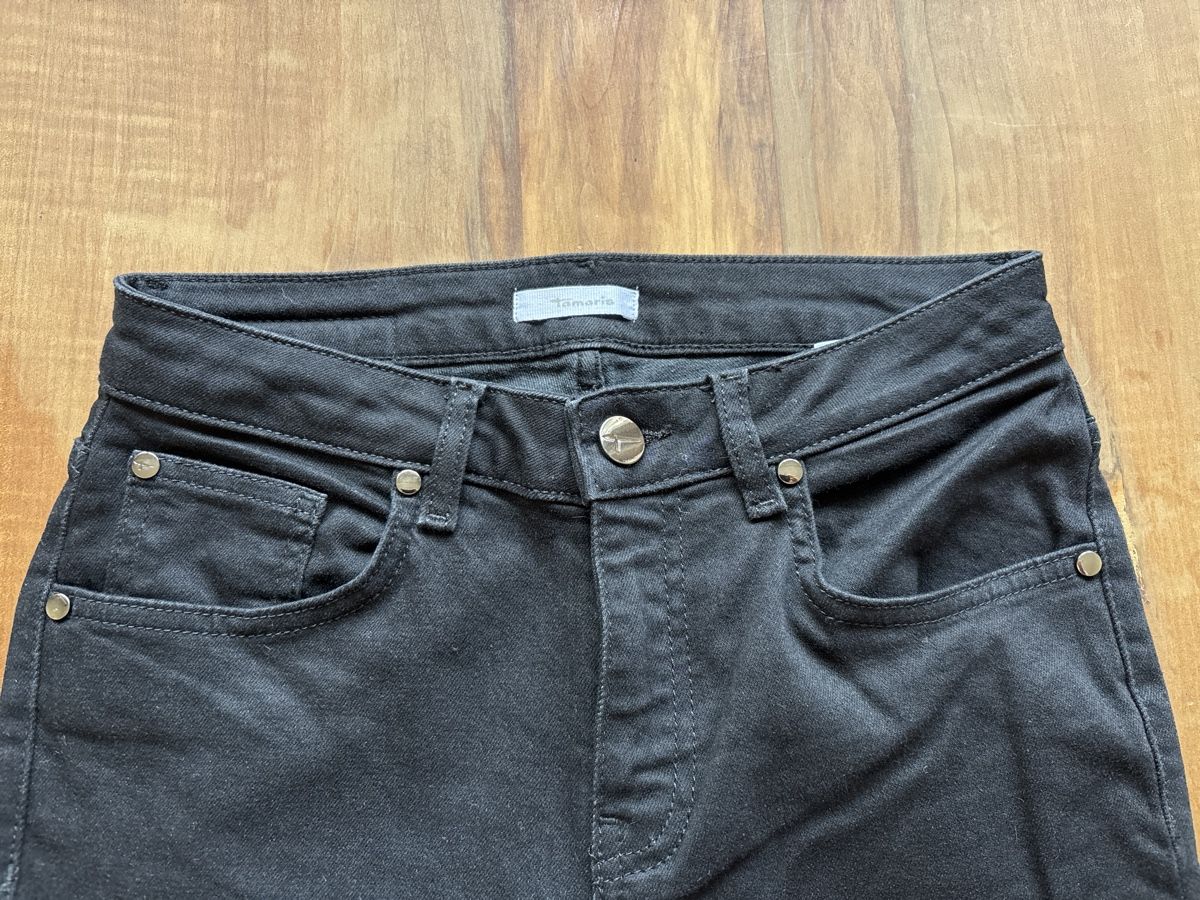 Jeans: Jeans neu Gr. 38 schwarz – Nuovo (secondo la descrizione) da Stachen venduto da miggi2000