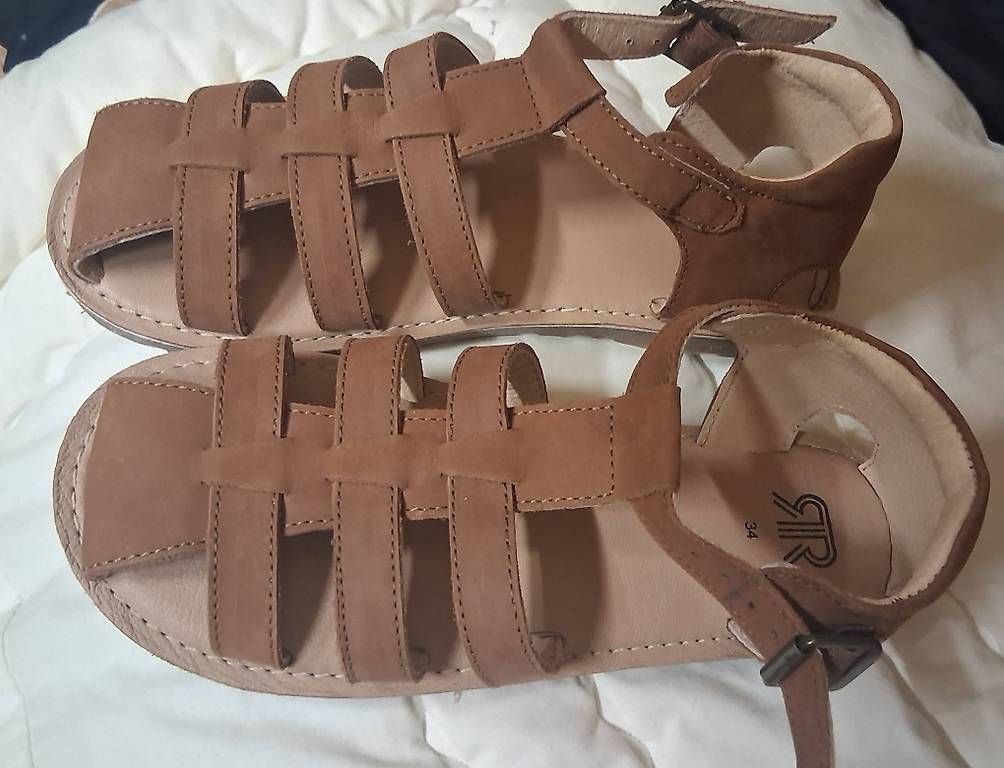 Scarpe per ragazzi: Sandalen Gr 35 – Usato da Heimenhausen venduto da Mapele 1