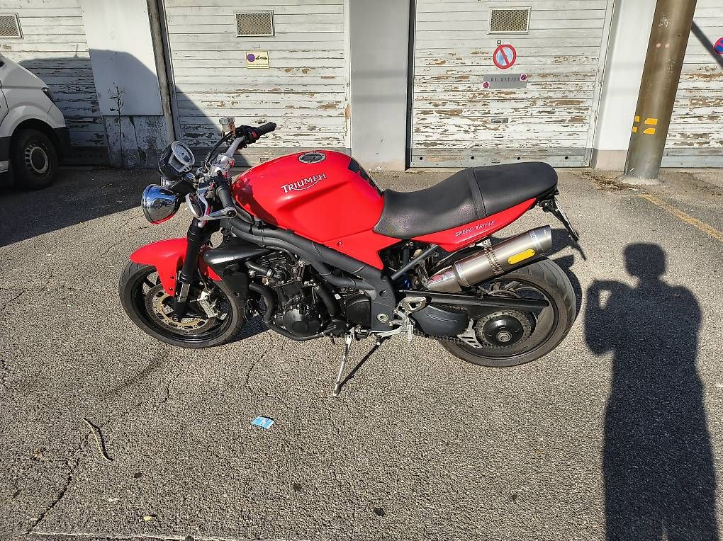 Strada: Speed triple 1050 pots Arrow – Usato da Biel/Bienne venduto da Djai 4