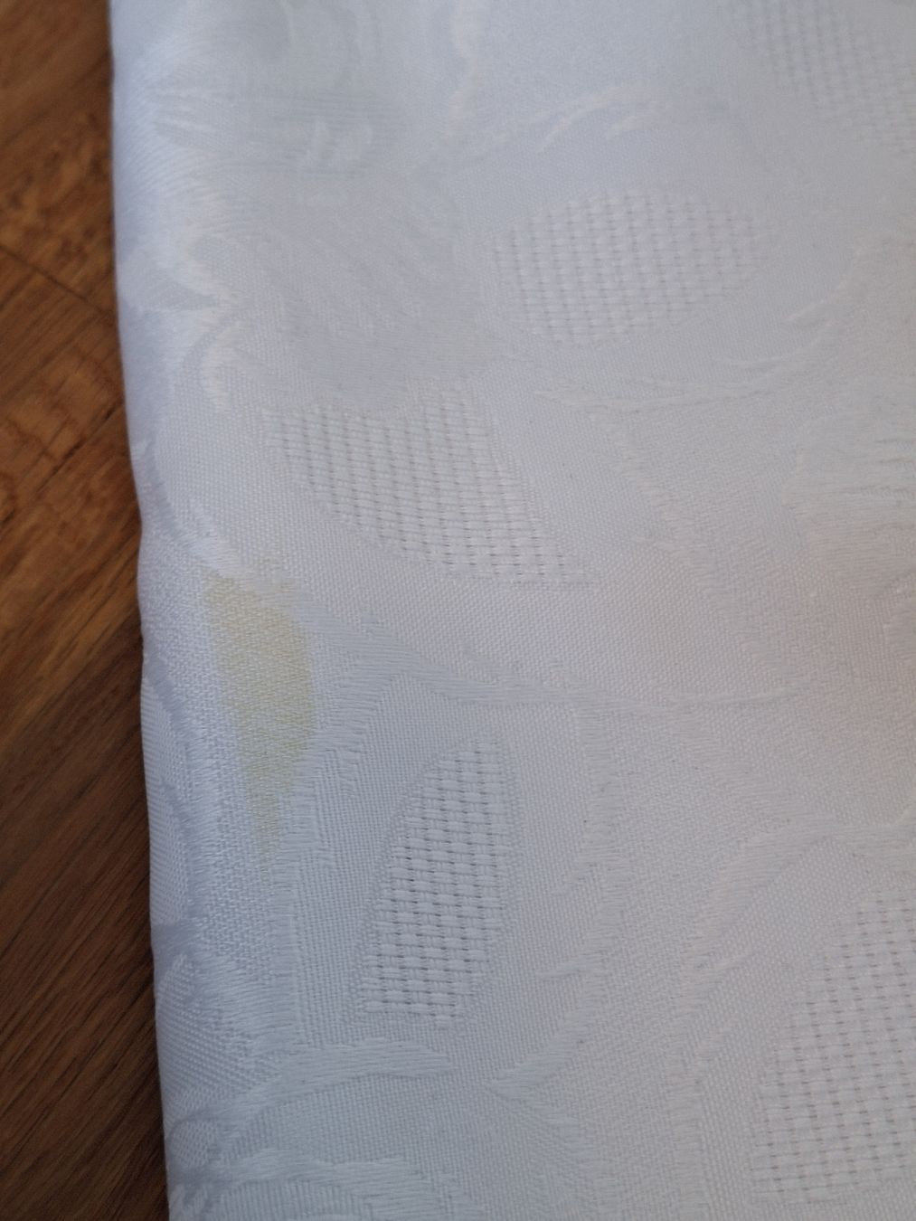 Coperte: Tischtuch, Weiss mit Rosenmuster, 155x260cm – Usato da Regensdorf venduto da Schmim 2