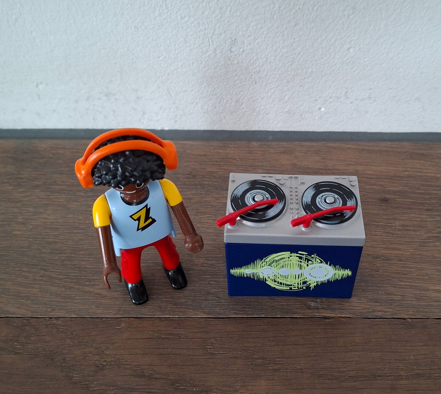 Playmobil Giocattoli: Playmobil DJ Z 5377 – Usato da Schmiedrued venduto da Mowgli80 1
