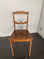 Antiker Holzstuhl, Einzelstück