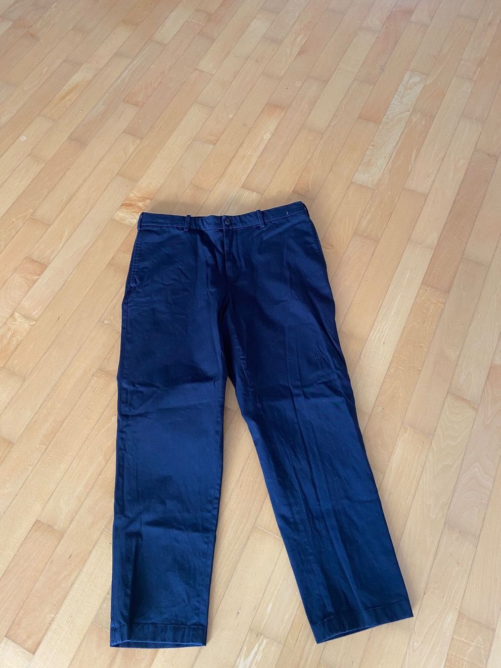 Uniqlo Pantaloni: Uniqlo Chinos Hose ca. Gr. M – Nuovo (secondo la descrizione) da Embrach venduto da Dmoney