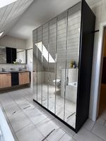 Spiegelschrank