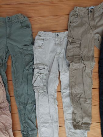 5 Hosen Grösse 140, 146