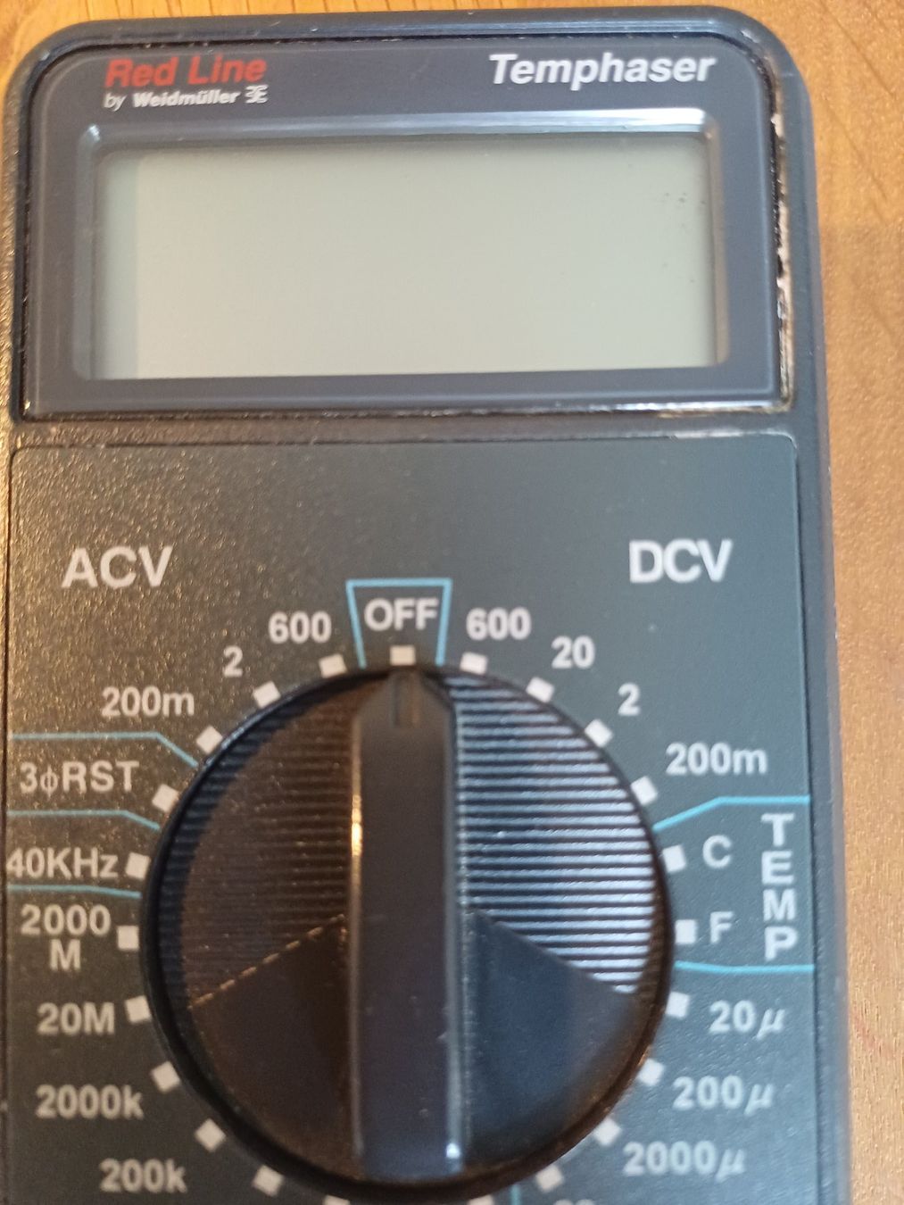 Misurare: Digitales Multimeter mit manueller Messbereichswahl – Usato da Chur venduto da fernsehsessel 2