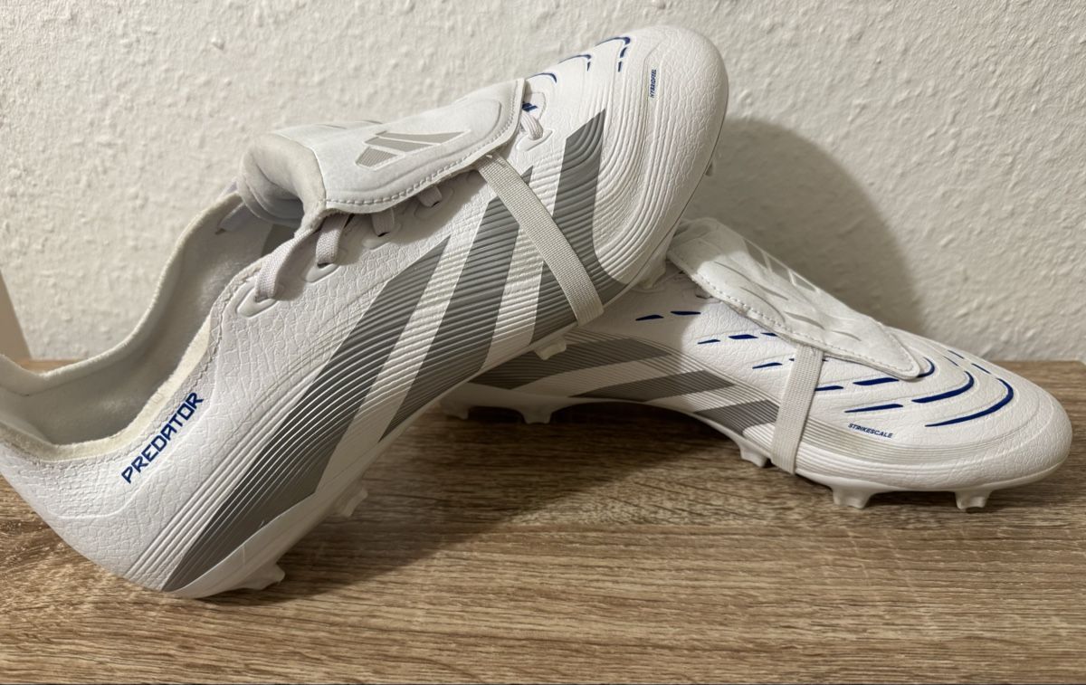 Adidas Scarpe da uomo: Football Adidas Predator blanche – Usato da Genève venduto da AS27 1