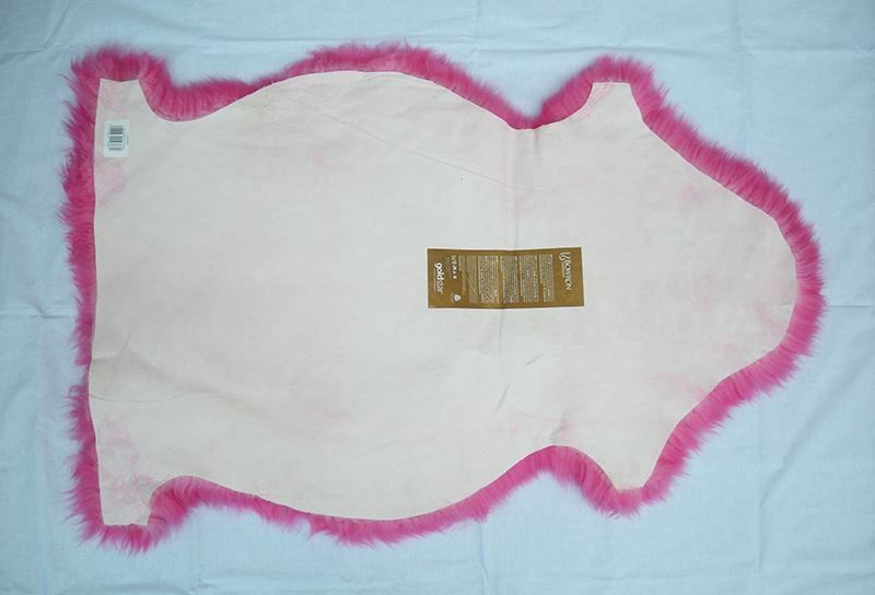 Tappeti: Lammfell Teppich Pink – Nuovo e nell'imballaggio originale da Arbedo venduto da patagonialeatherrugs 4