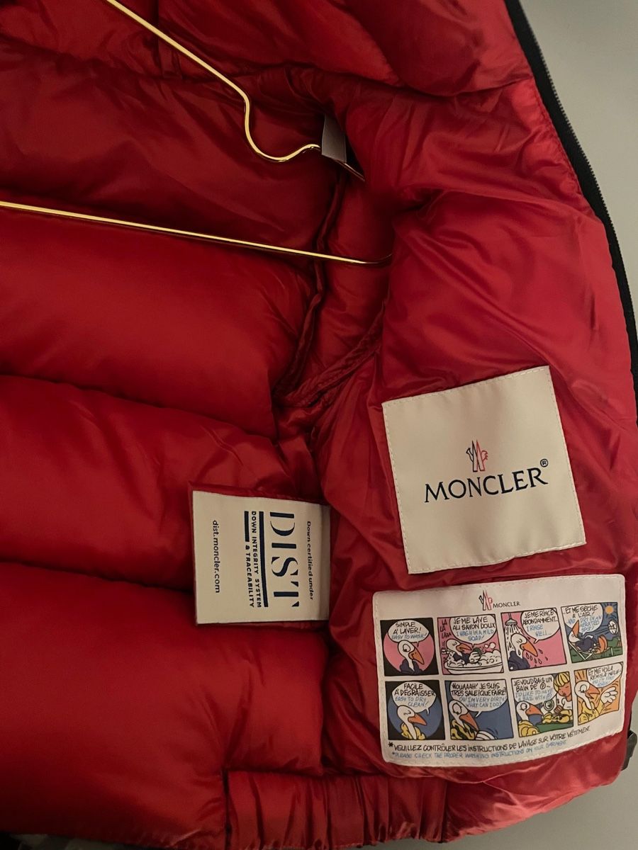 Moncler Giacche: Moncler Kids Puffer Jacket - Size 6-9 Months – Nuovo (secondo la descrizione) da Bazenheid venduto da hat_96 2