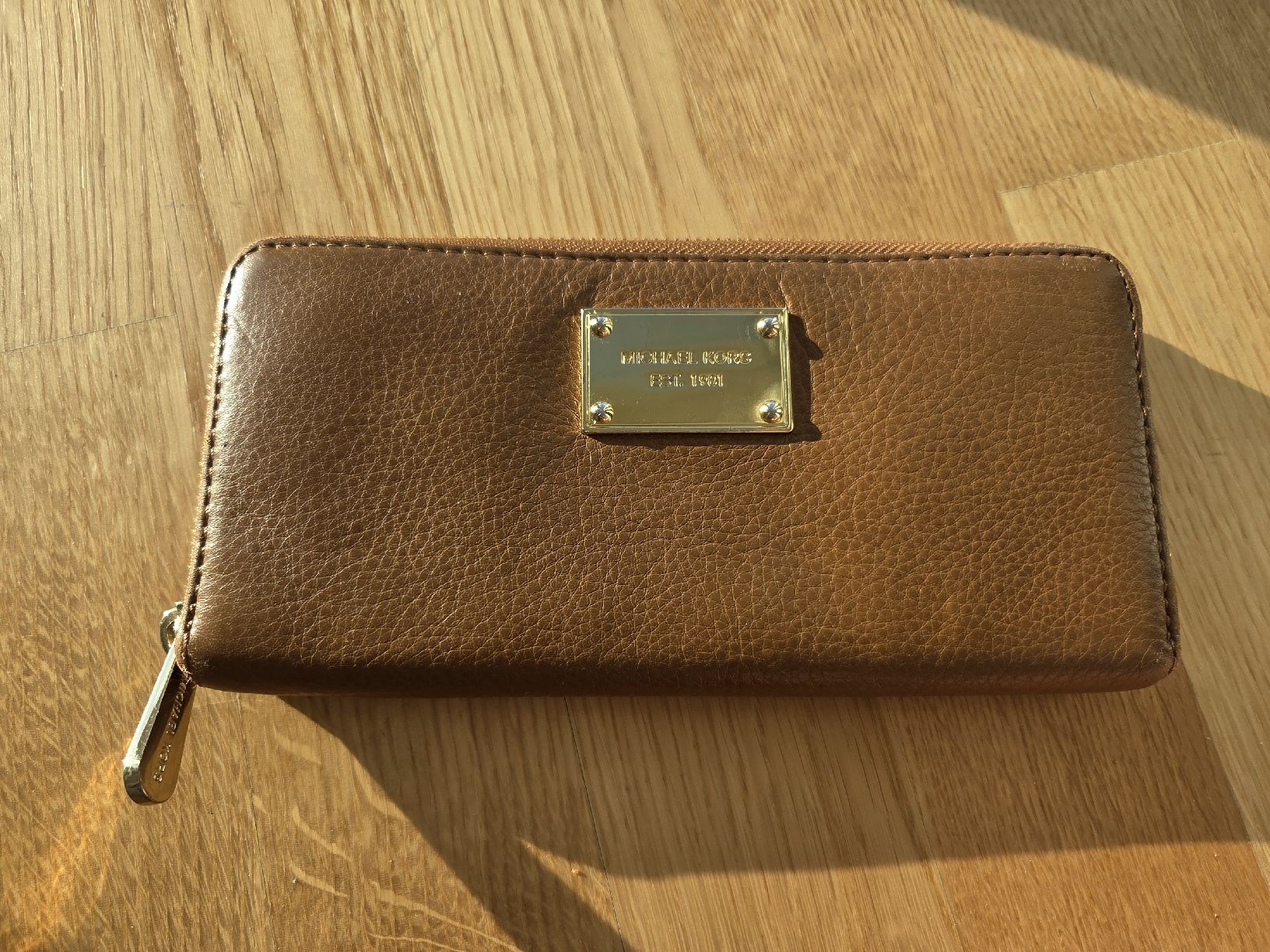 Michael Kors Portemonnaie: Portemonnaie von Michael Kors – Gebraucht aus Kriens von ..stx..
