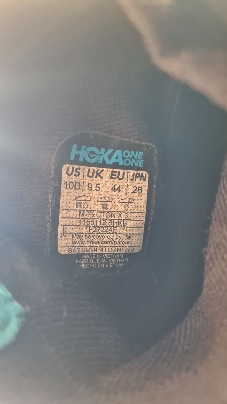 Hoka One One Scarpe da uomo: Hoka Tecton X3, taille 44 – Nuovo (secondo la descrizione) da Corbeyrier venduto da hel_t5mq 6