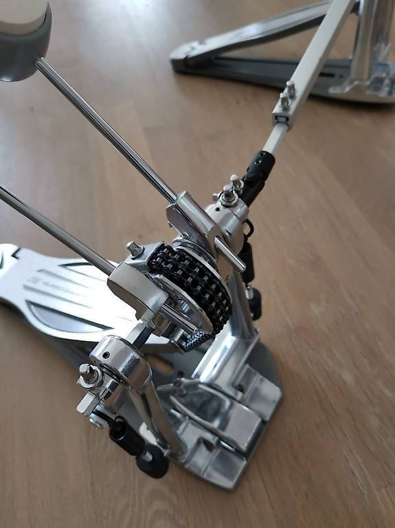 Strumenti musicali: Double Bass Pedals – Usato da Buttisholz venduto da Dodobon 2
