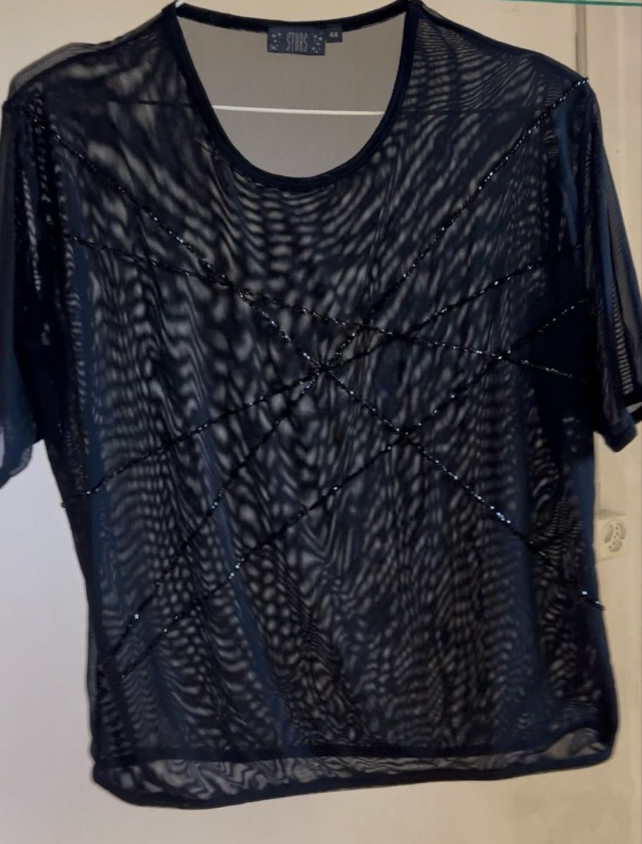 T-Shirts: Tshirt bluse – Gebraucht aus Bretzwil von .Schoggi.