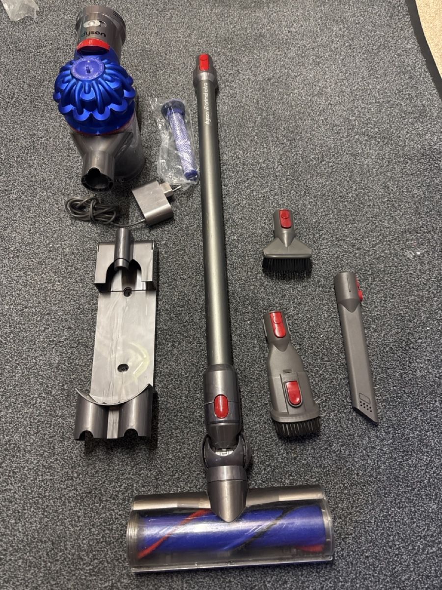 Dyson Aspirapolveri & Accessori: Dyson v7 Animal extra – Usato da Landquart venduto da Nnf007 3