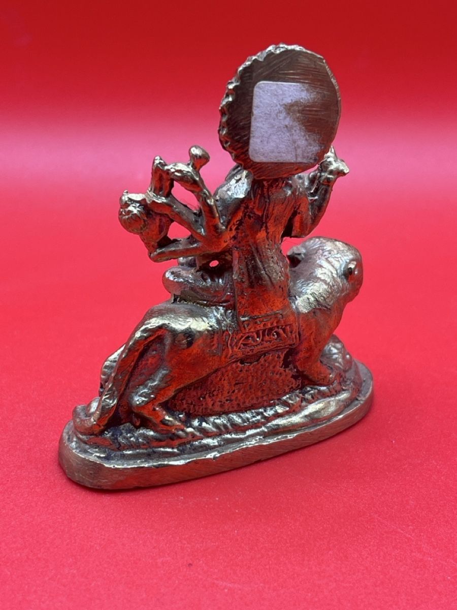 Sculture & Statue: Durga auf Tiger, kleine Statue – Usato da Root venduto da 156500 2