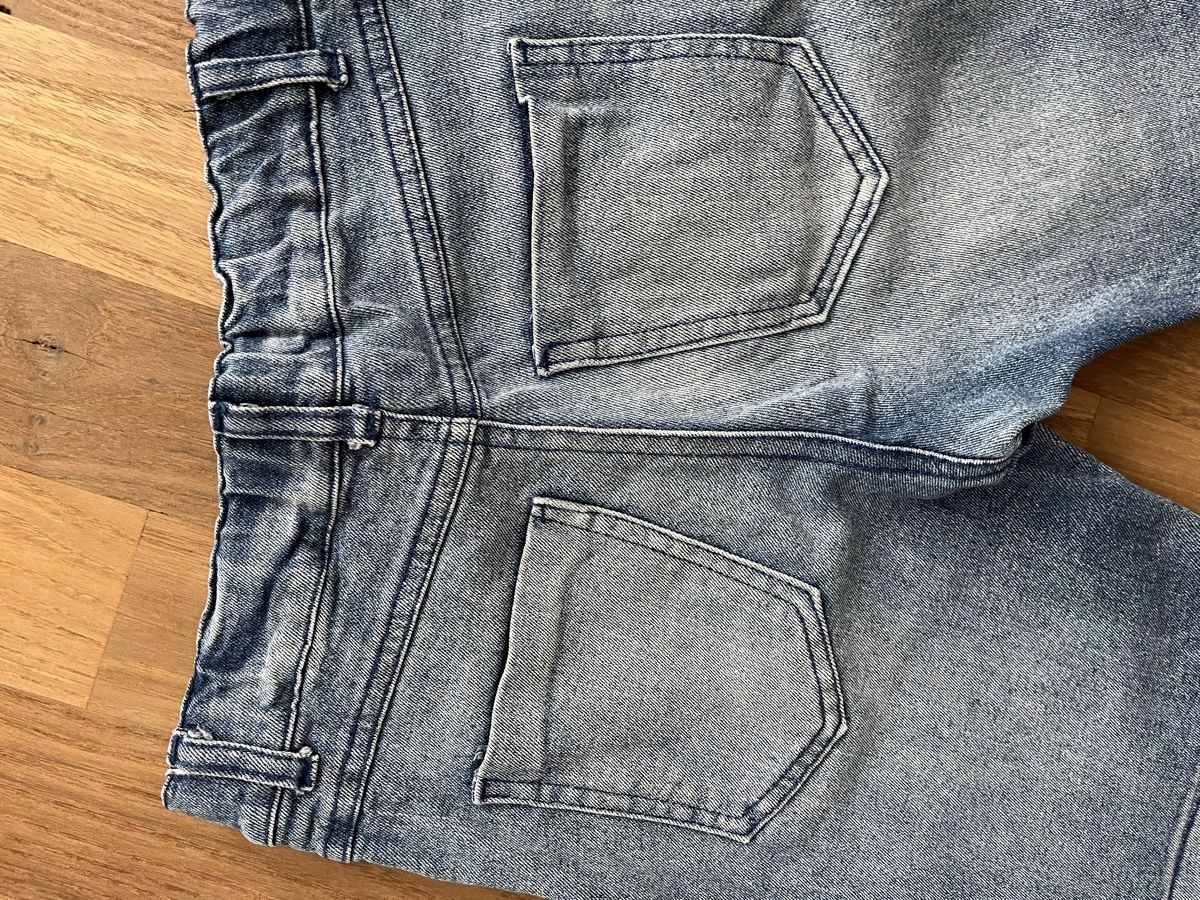 Pantaloni: Kurze Hosen – Usato da Luzern venduto da Aldabema 2