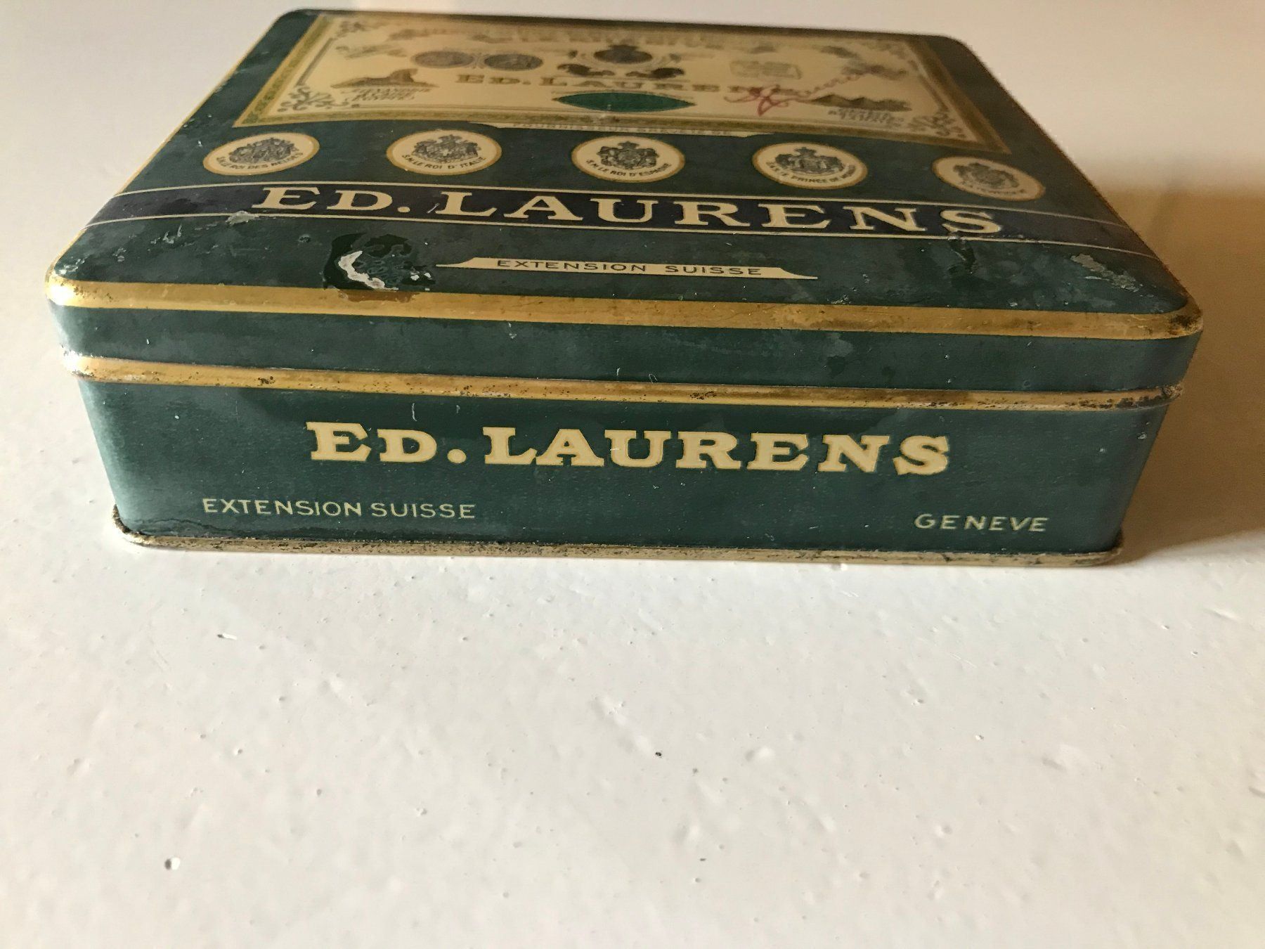 Tabacchi: Ancienne boite à cigarettes Ed.Laurens – Usato da Ste-Croix venduto da mjmg 4