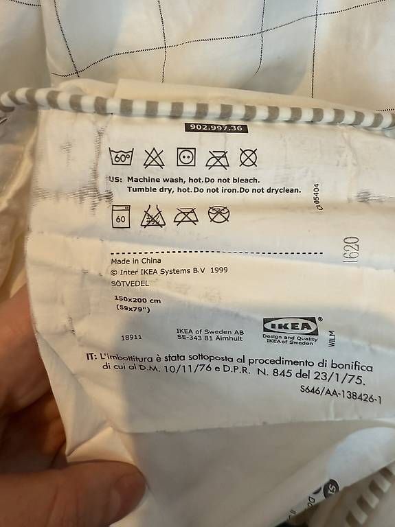 Ikea Coperte: 2 Daunenbettdecken IKEA 150x200cm – Usato da Bern venduto da Sareliii 3