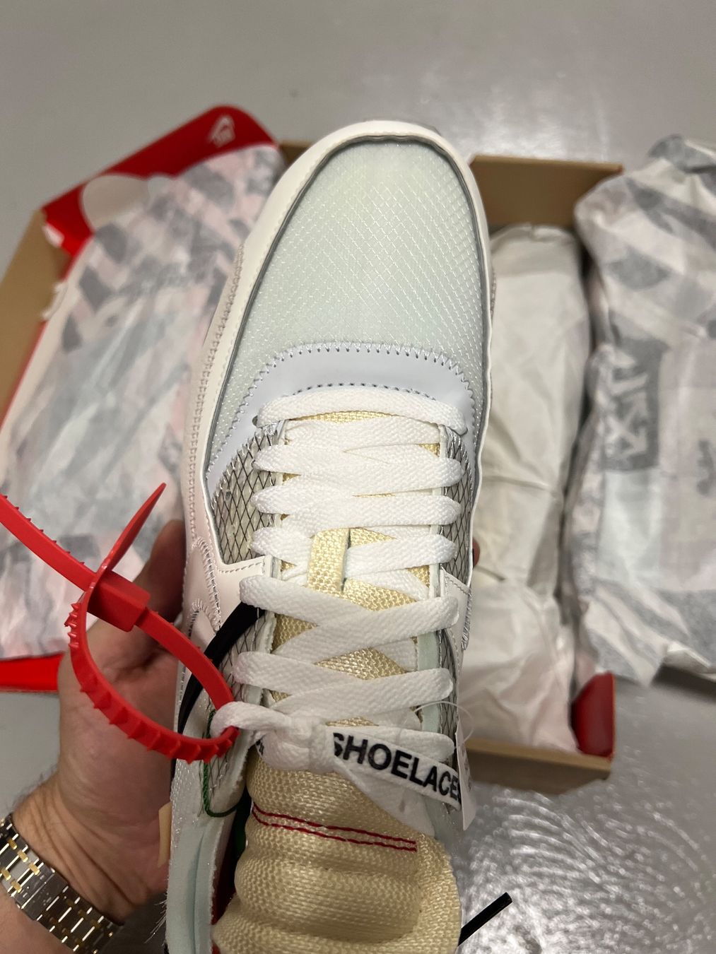 Nike Scarpe da uomo: Air Max 90 Off-White - EU 45.5 – Nuovo e nell'imballaggio originale da Bern venduto da ElevenFive 4