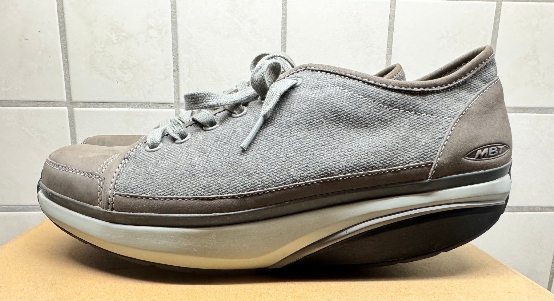 MBT Scarpe da uomo: Herrenschuh MBT, Grösse 41 – Usato da Oberdorf BL venduto da ileilo 1
