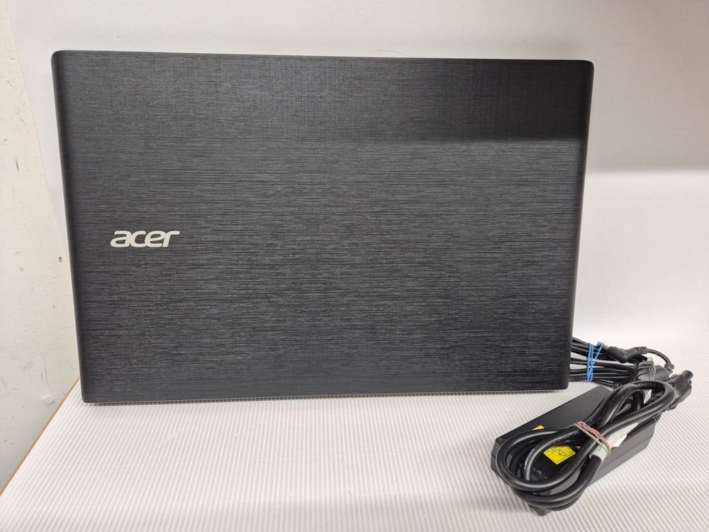 Acer Notebook: Acer Travelmate P277-MG, SSD, 17,3", Linux Ubuntu inst. – Usato da Basel venduto da mgn_ft72 3
