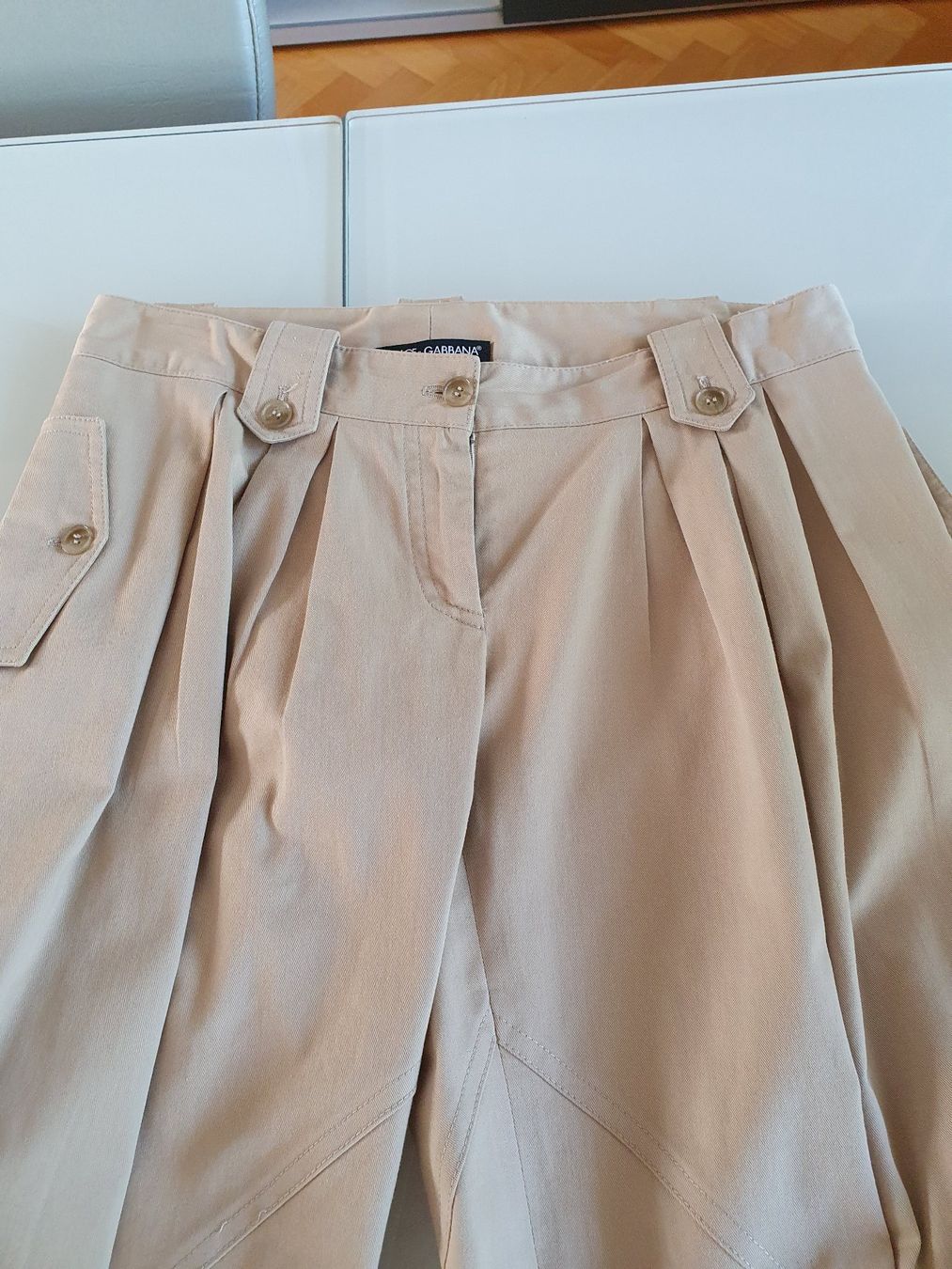 Dolce & Gabbana Pantaloni: Pantalon DOLCE & GABBANA, 40 IT – Usato da Grand-Lancy venduto da kri_qk5y 3